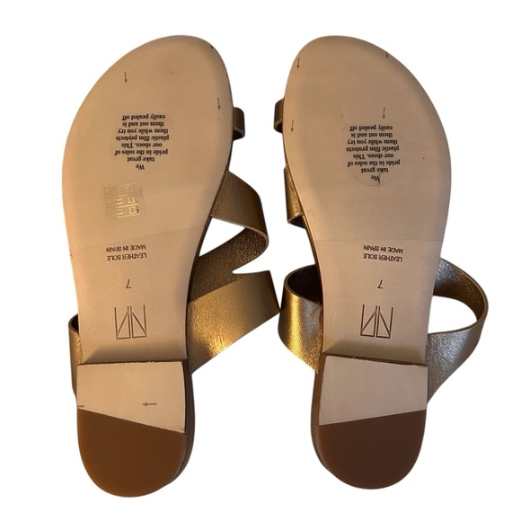 Tamara Mellon Gold Metallic Sandals SZ 7 - Picture 2 of 2